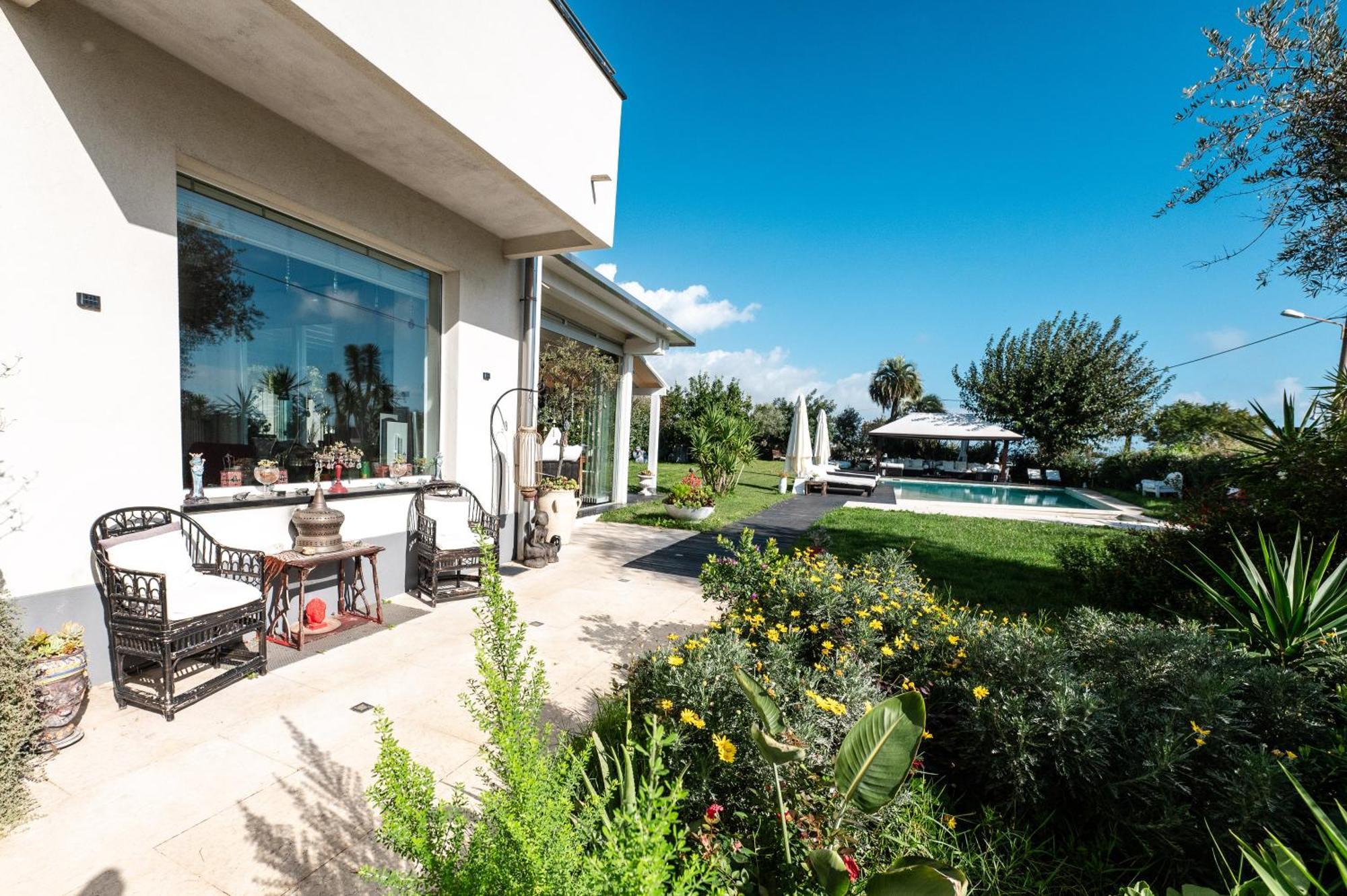 Verney Apartment